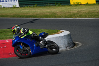 enduro-digital-images;event-digital-images;eventdigitalimages;mallory-park;mallory-park-photographs;mallory-park-trackday;mallory-park-trackday-photographs;no-limits-trackdays;peter-wileman-photography;racing-digital-images;trackday-digital-images;trackday-photos